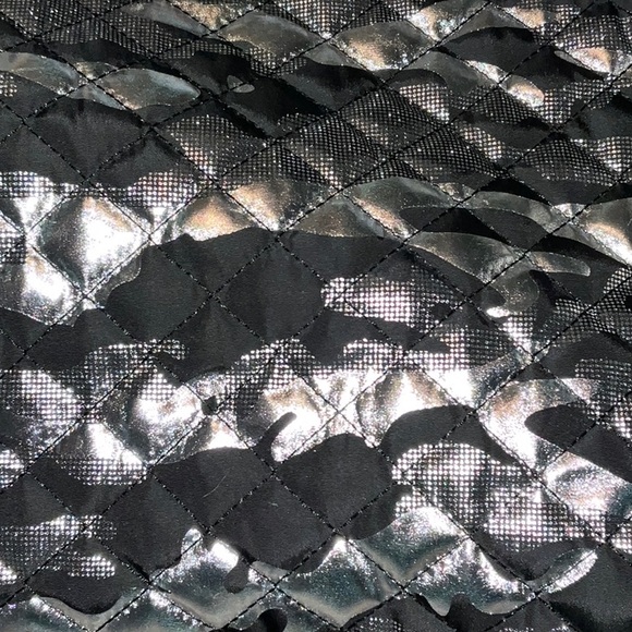 NWOT SOL AND SELENE shoulder bag and cosmetic overnight large bag - Picture 3 of 5